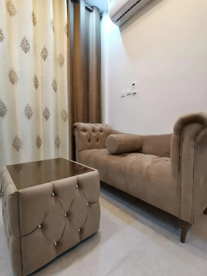 Aparthotel Nice View Hotel فندق الأطلالة الجميلة للعائلات فقط Aqaba