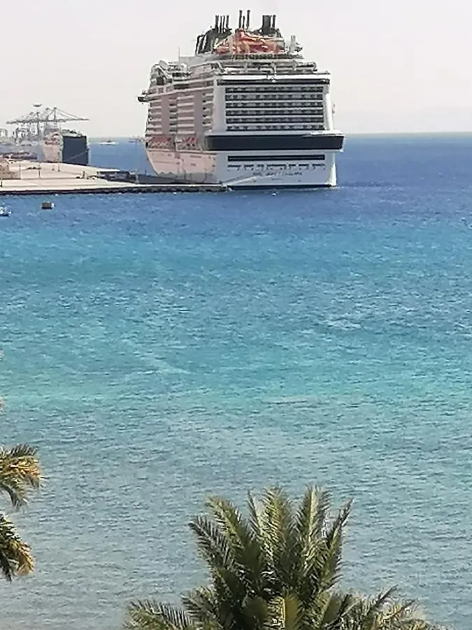 Nice View Hotel فندق الأطلالة الجميلة للعائلات فقط Aqaba Aparthotel