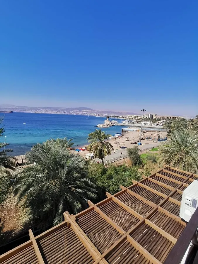 Nice View Hotel فندق الأطلالة الجميلة للعائلات فقط Aqaba