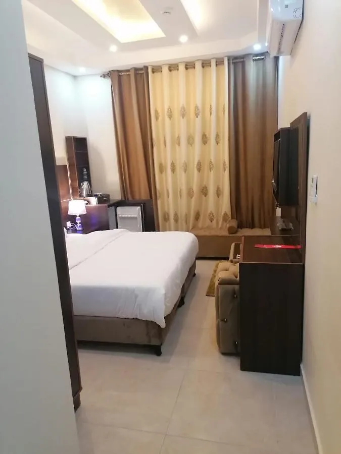 Nice View Hotel فندق الأطلالة الجميلة للعائلات فقط Aqaba Aparthotel