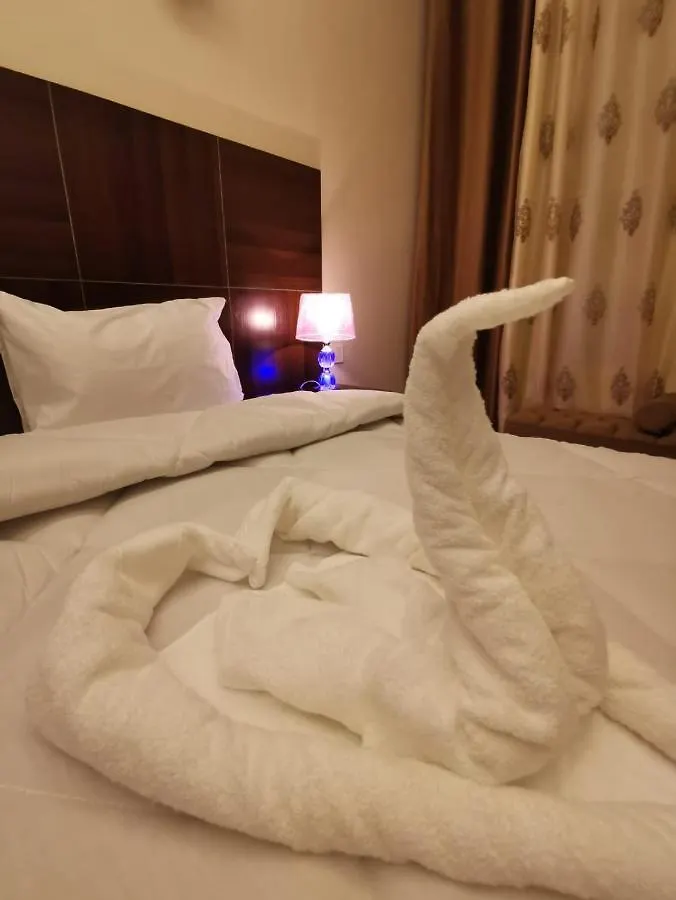 Nice View Hotel فندق الأطلالة الجميلة للعائلات فقط Aqaba Aparthotel