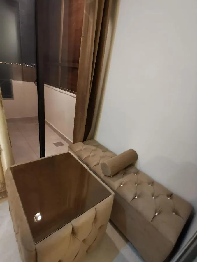 Nice View Hotel فندق الأطلالة الجميلة للعائلات فقط Aqaba