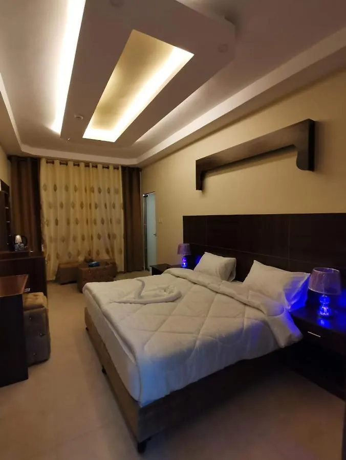 Nice View Hotel فندق الأطلالة الجميلة للعائلات فقط Aqaba 0*,