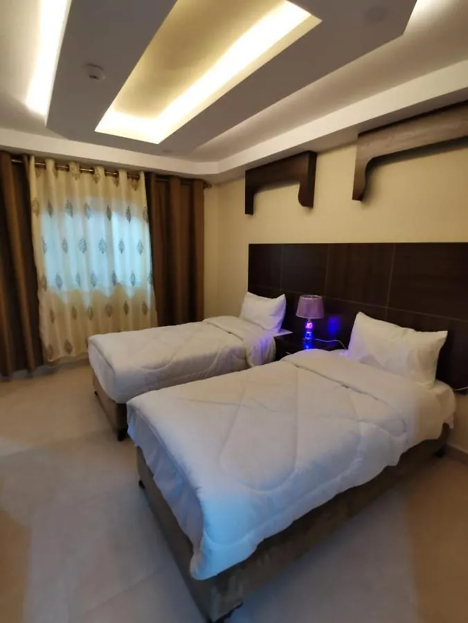 Nice View Hotel فندق الأطلالة الجميلة للعائلات فقط Aqaba